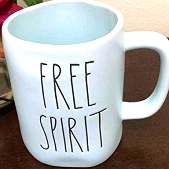 Rae dunn FREE SPIRIT mug - Picture 1 of 1